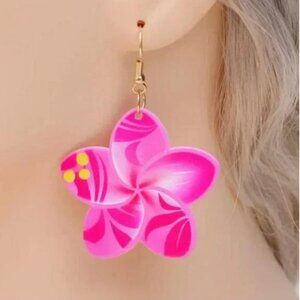 ⭐️❤️ FREE Shell Beach Hipster Chic Drop Hippie Art Summer Vaca Vacation Earrings